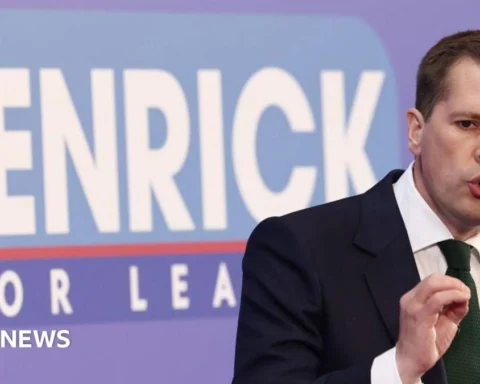 Robert Jenrick says France can stop boats