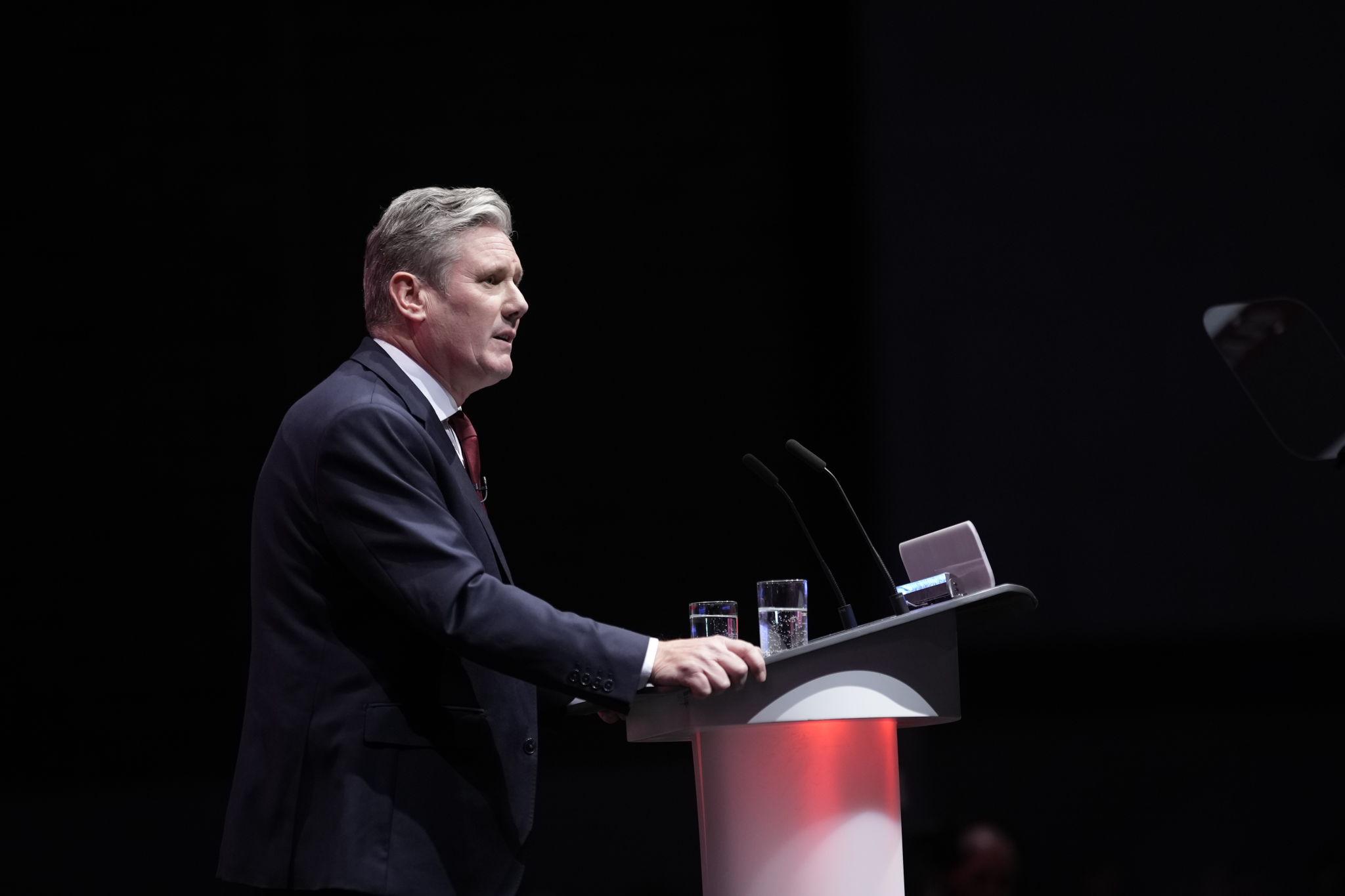 UK Parliament Conflict Deepens as Starmer Rejects Resignation Pressure in London 2026 2 Keir Starmer addressing UK parliament conflict during House of Commons debate