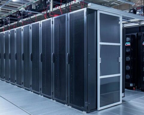 engineers monitoring cloud infrastructure amid Asia data center market growth