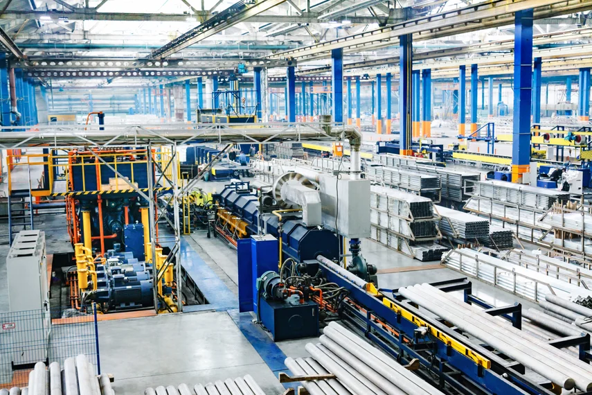 UK Industrial Investment Surges Strongly London 2026 1 UK industrial investment activity in London financial district 2026