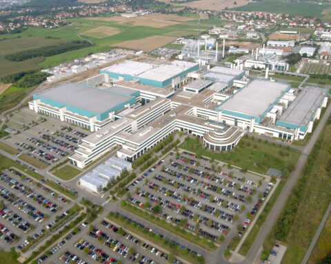 South Korea chip manufacturing cleanroom semiconductor fabrication plant