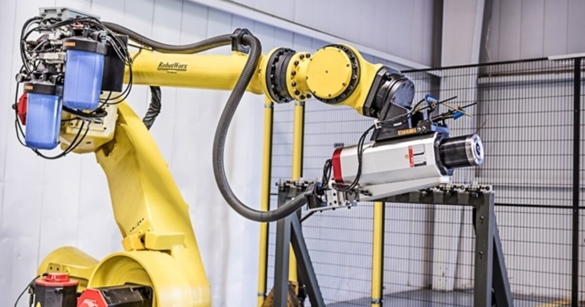 Robotics in Aviation Drive US Aerospace Growth 2026 Washington 3 Aviation maintenance hangar utilizing advanced robotic systems