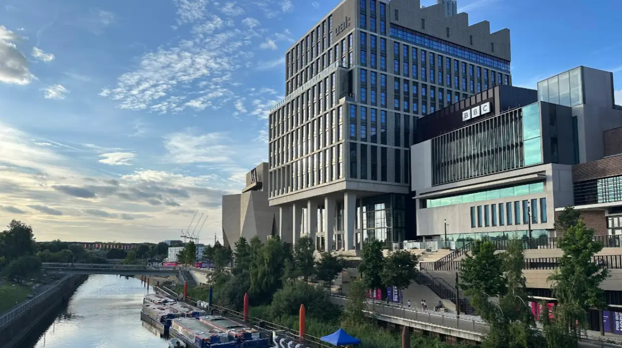 Alumni and creatives oppose demolition of former London College of Fashion site