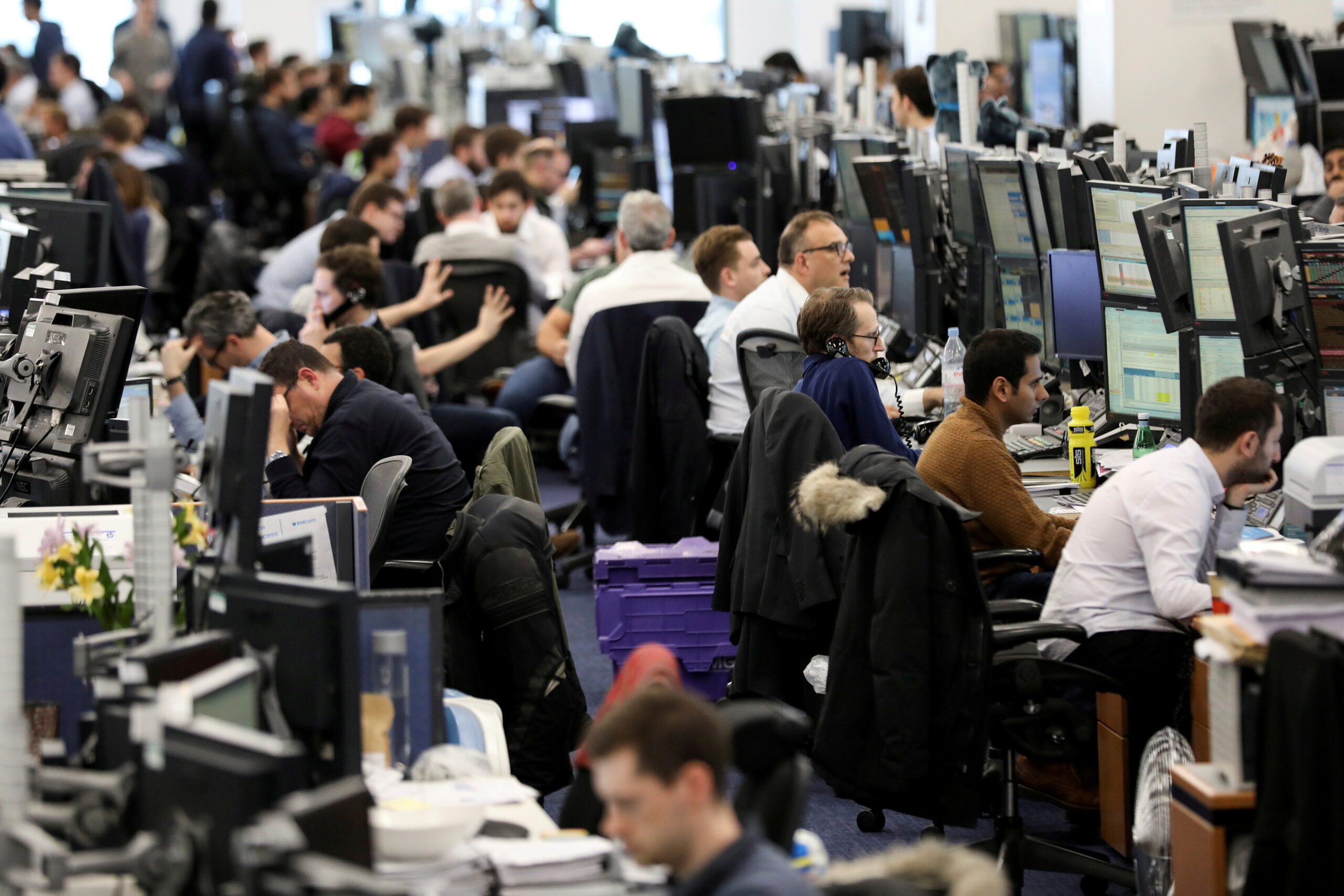 European stock market today influences trading activity in Brussels
