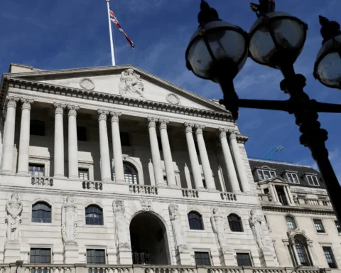 Bank of England Signals Potential Interest Rate Cuts Amid Positive Inflation Trends