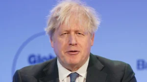 Boris Johnson attacks Keir Starmer over far-right protests and immigration