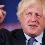 Boris Johnson criticizes Starmer for accepting gifts