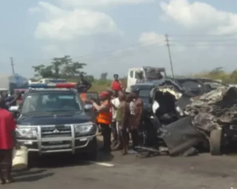 Boxer Anthony Joshua injured in fatal Nigeria car crash