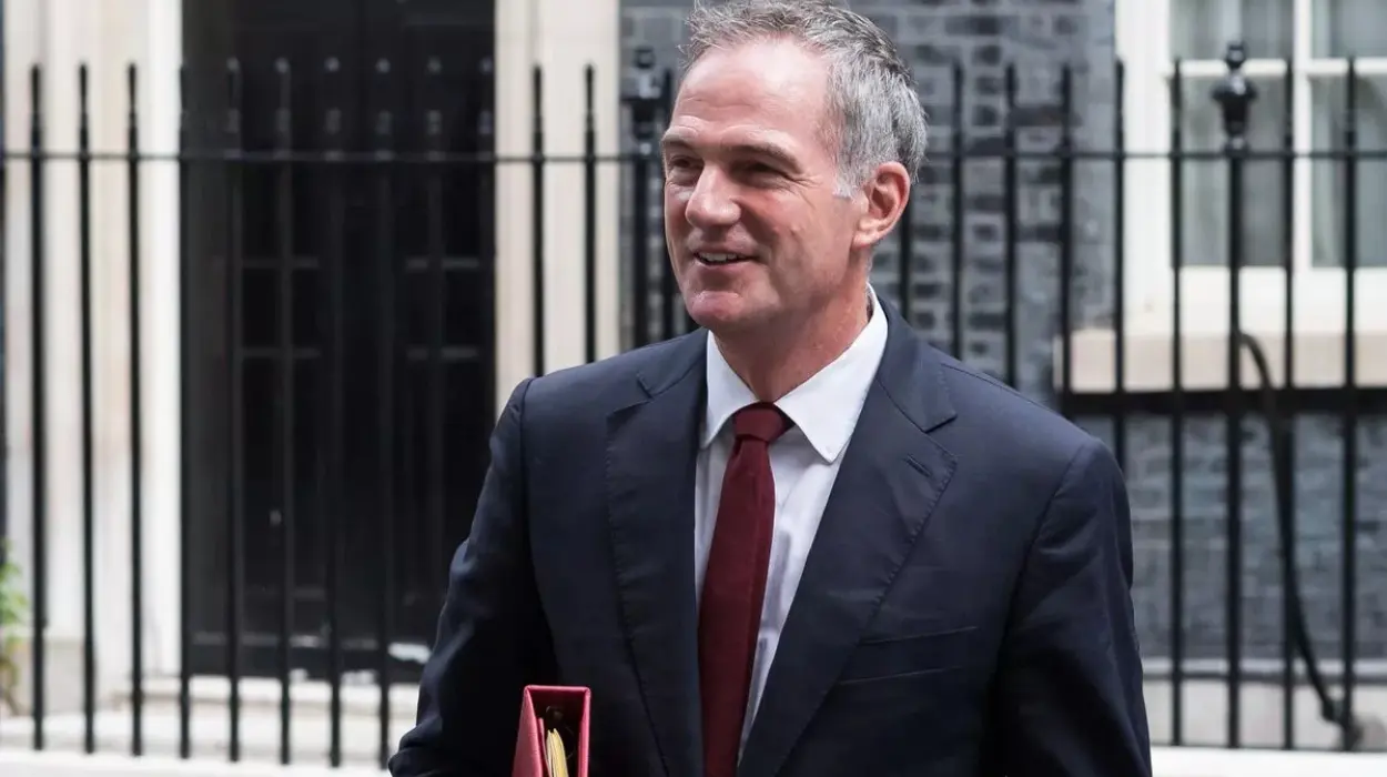 Business Secretary Peter Kyle urges bosses to ‘engage’ with Labour on workers’ bill