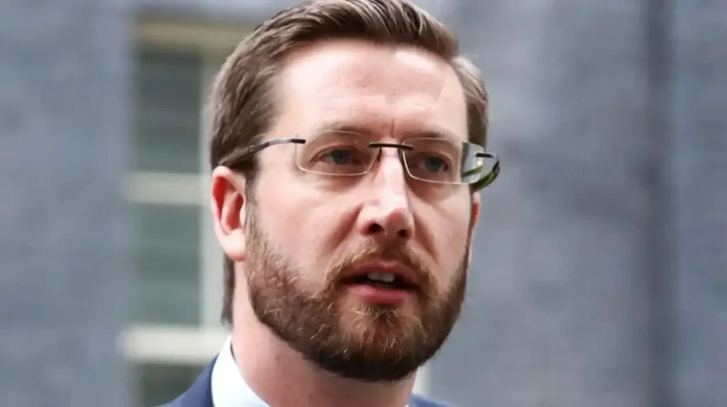 Cabinet Secretary Simon Case Resigns Due to Health Issues