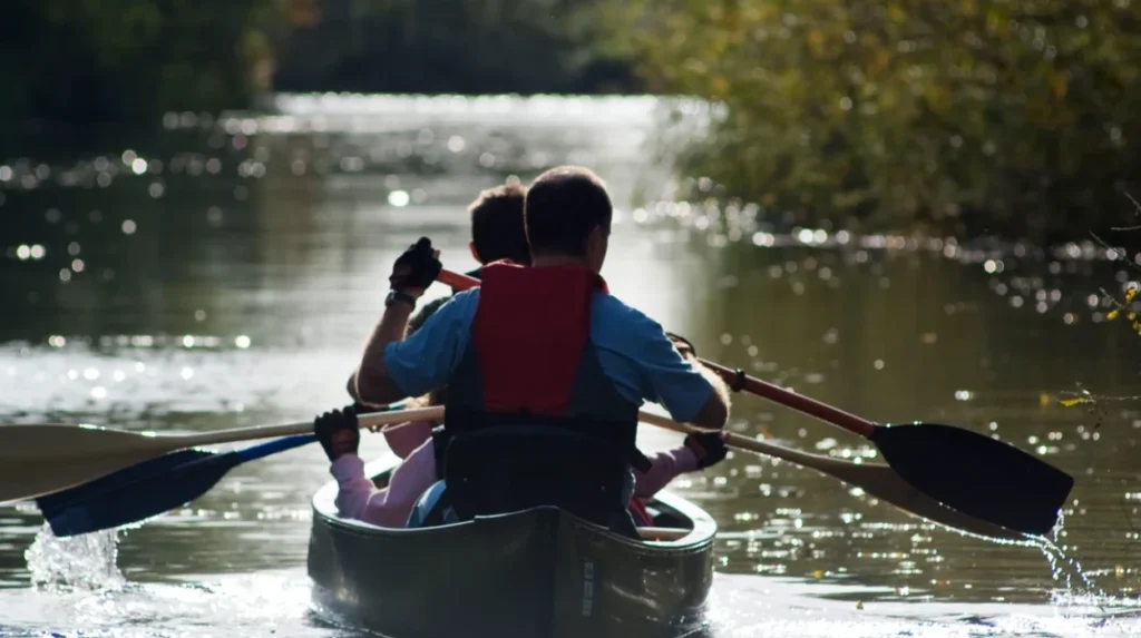 Campaigners push ‘right to river’ amid 108 owners