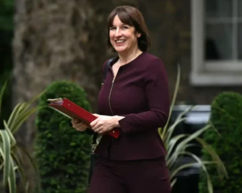 Chancellor Rachel Reeves introduces £7.3bn fund to attract investment