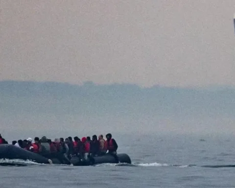 Channel crossing attempt results in eight deaths
