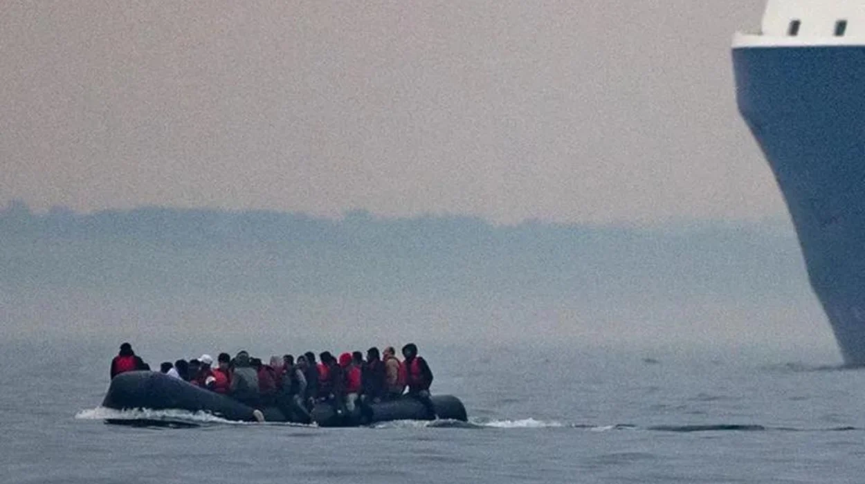 Channel crossing attempt results in eight deaths