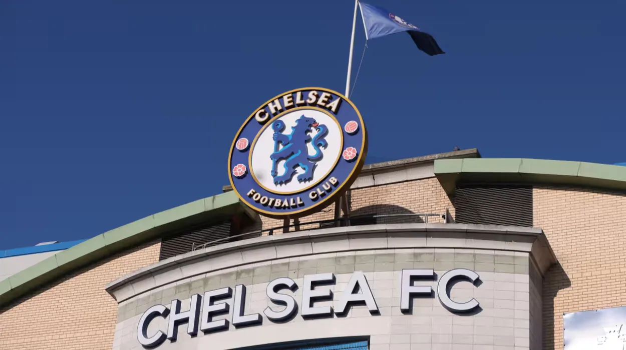 Chelsea must bid for Earl’s Court or lose stadium chance
