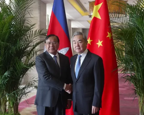 China offers humanitarian support to Cambodians displaced by border conflict