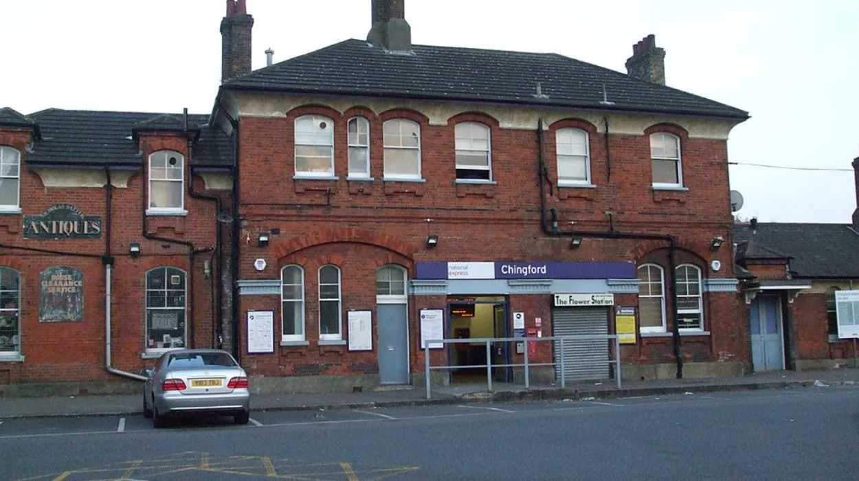 Chingford police desk closure sparks backlash