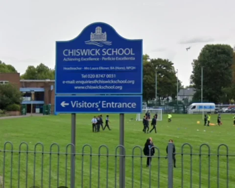 Chiswick School wins praise for character education