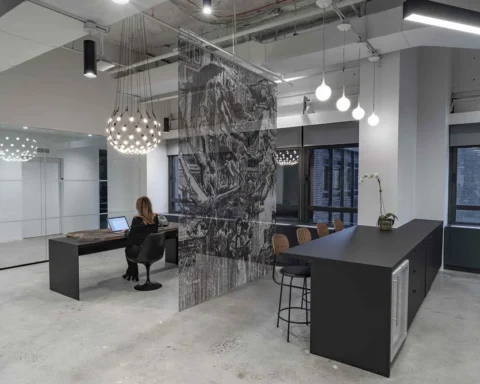 Artificial intelligence marketing chatbot interacting with online customer