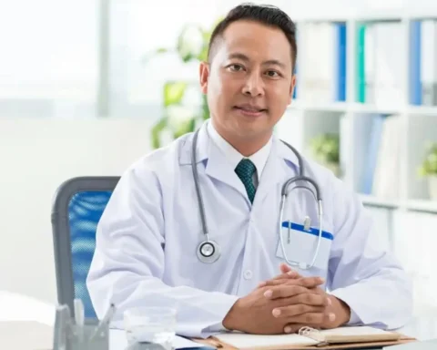 Crisis in the Clinic Doctors' Battle for Advocacy