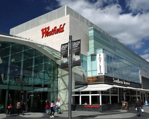 Croydon Mayor Perry backs Westfield plans at PR breakfast