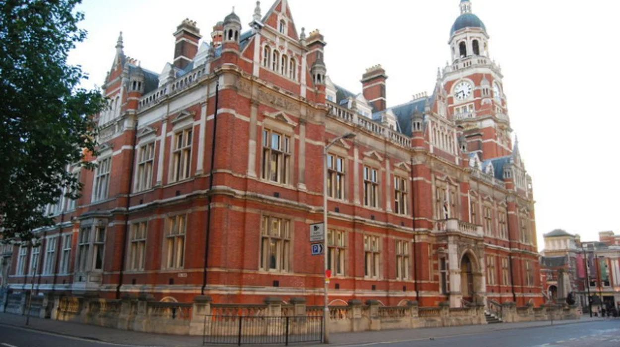 Croydon Mayor faces pressure to sack Council CEO Kerswell