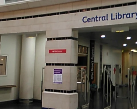 Croydon library seeks crowdfunding under new managers
