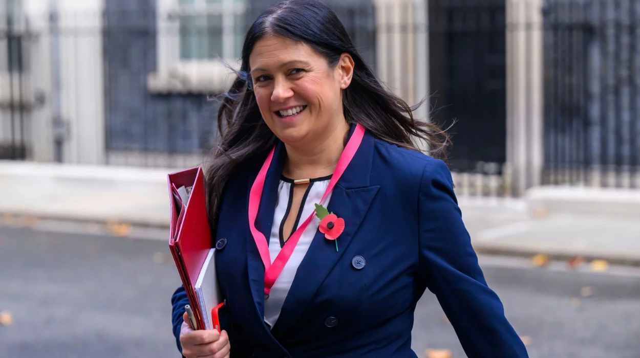 Culture Secretary Lisa Nandy weighs blocking BBC licence fee increase
