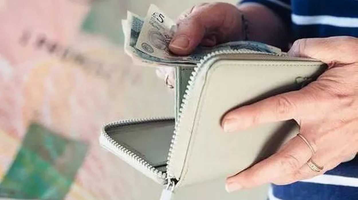 DWP Christmas payment dates confirmed - see if you'll be paid early