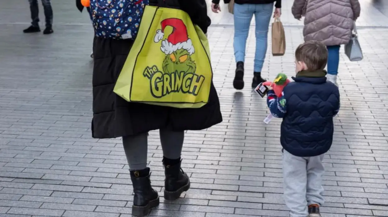 December Retail Sales See Sharpest Drop Since Covid Lockdown
