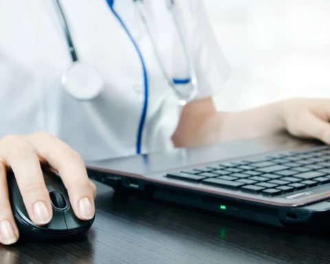 Doctors’ association demands more funding to end 8 am appointment rush