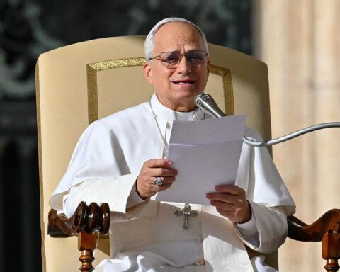 global conflict resolution showing world leaders discussing diplomacy and peace