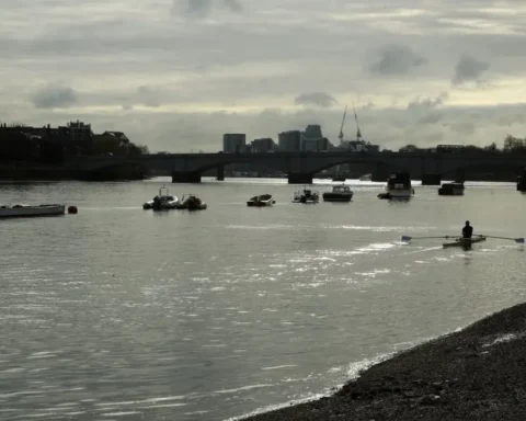 Emergency rescue teams search River Thames near Wandsworth