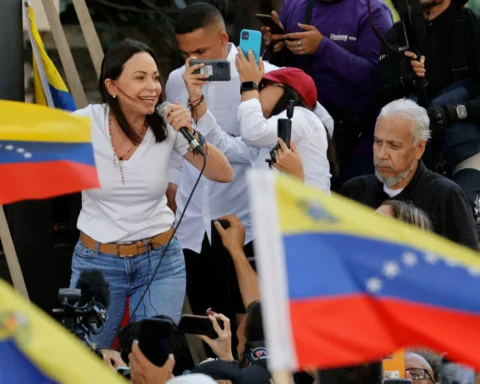 Experts point to opposition leaders as Nicolás Maduro successors