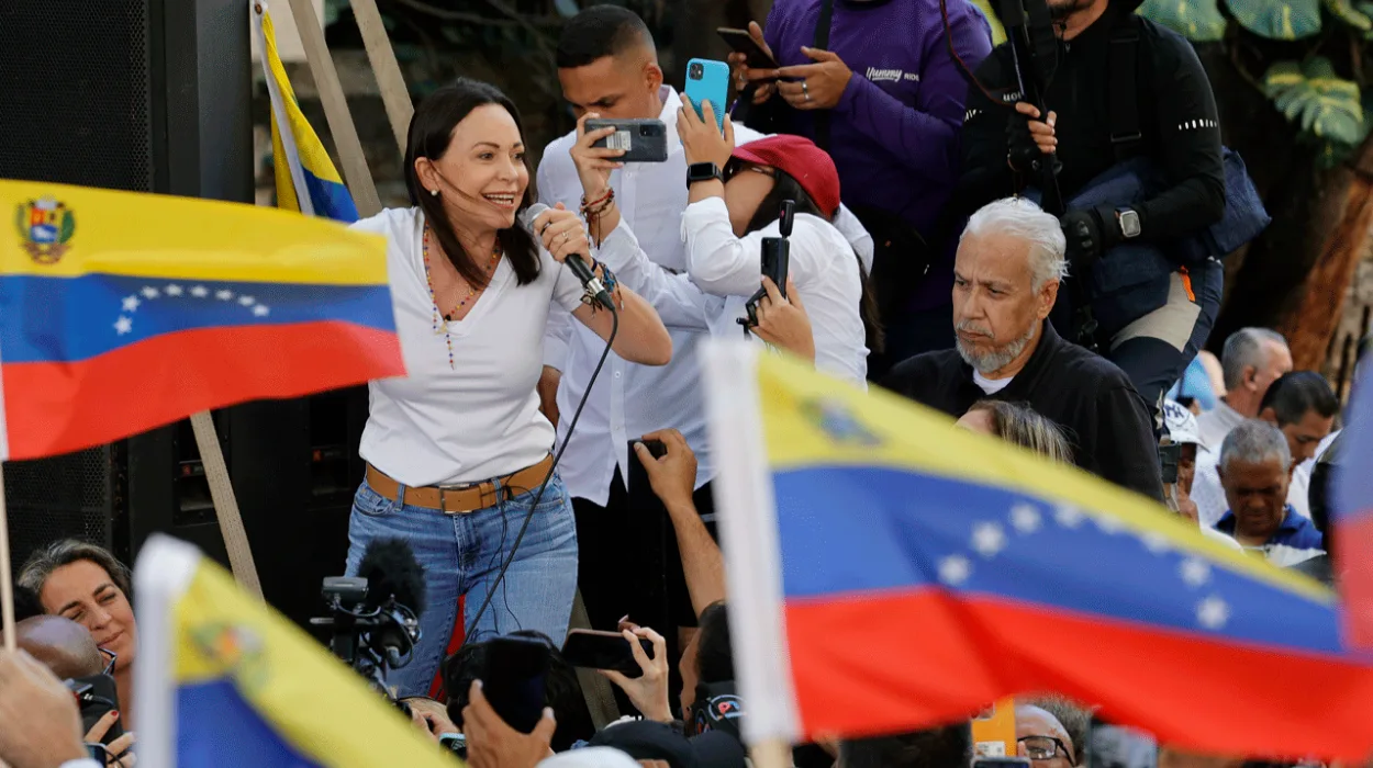 Experts point to opposition leaders as Nicolás Maduro successors