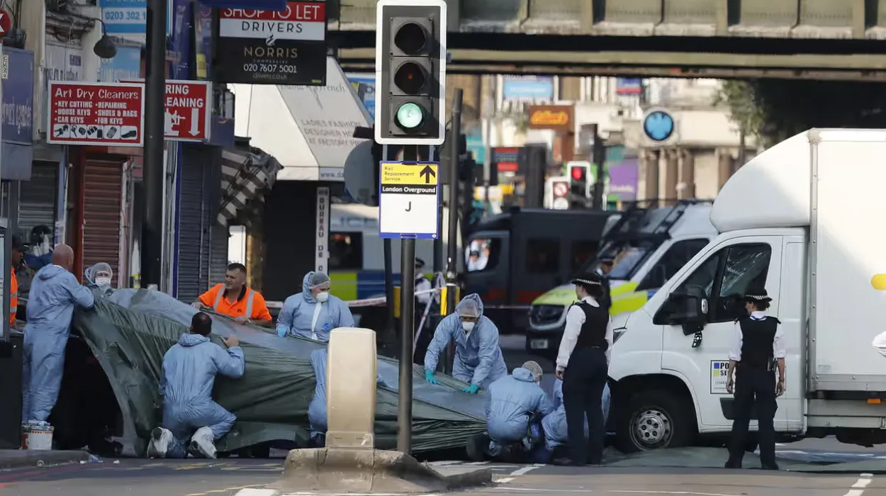 Experts warn against extremism to prevent terror threats