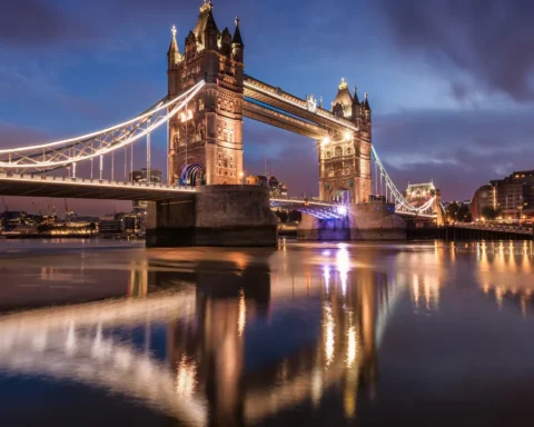 Exploring Tower Bridge: Built Between 1886 and 1894, London’s Iconic Landmark