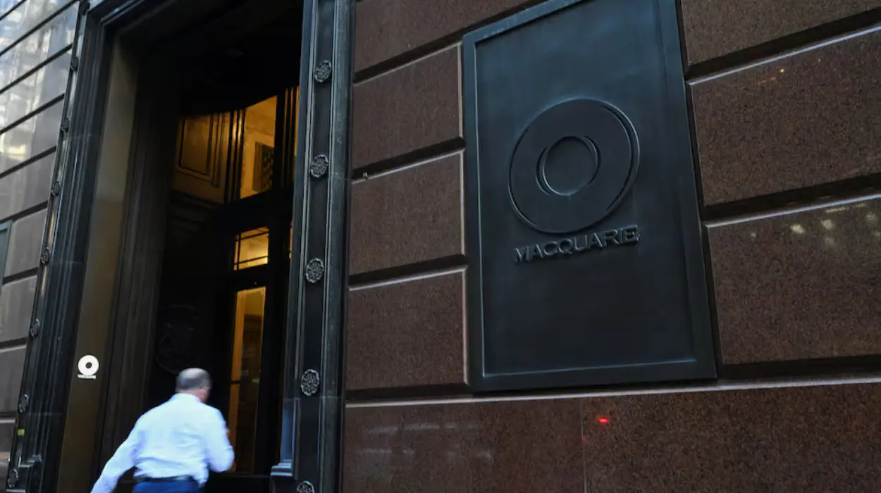 FCA fines Macquarie bank £13m for serious trading control failures