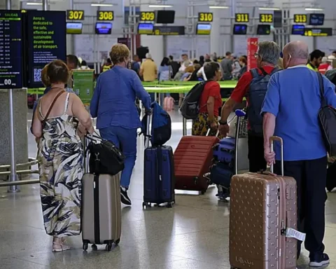 Family allegedly flies dead grandmother on easyJet flight to save costs