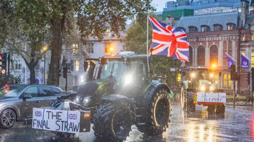 Farmers protest in London over alleged ministerial betrayal