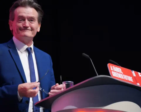 Feargal Sharkey urges Steve Reed's exit over pollution