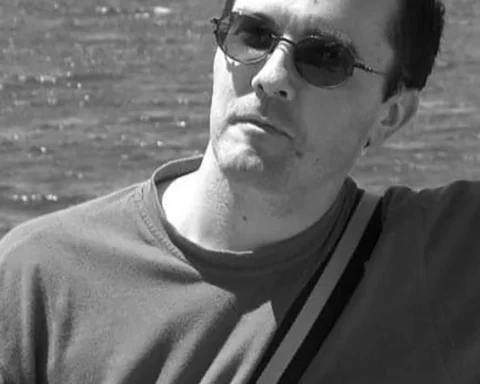 France teacher attack: Rallies held to support beheaded Samuel Paty