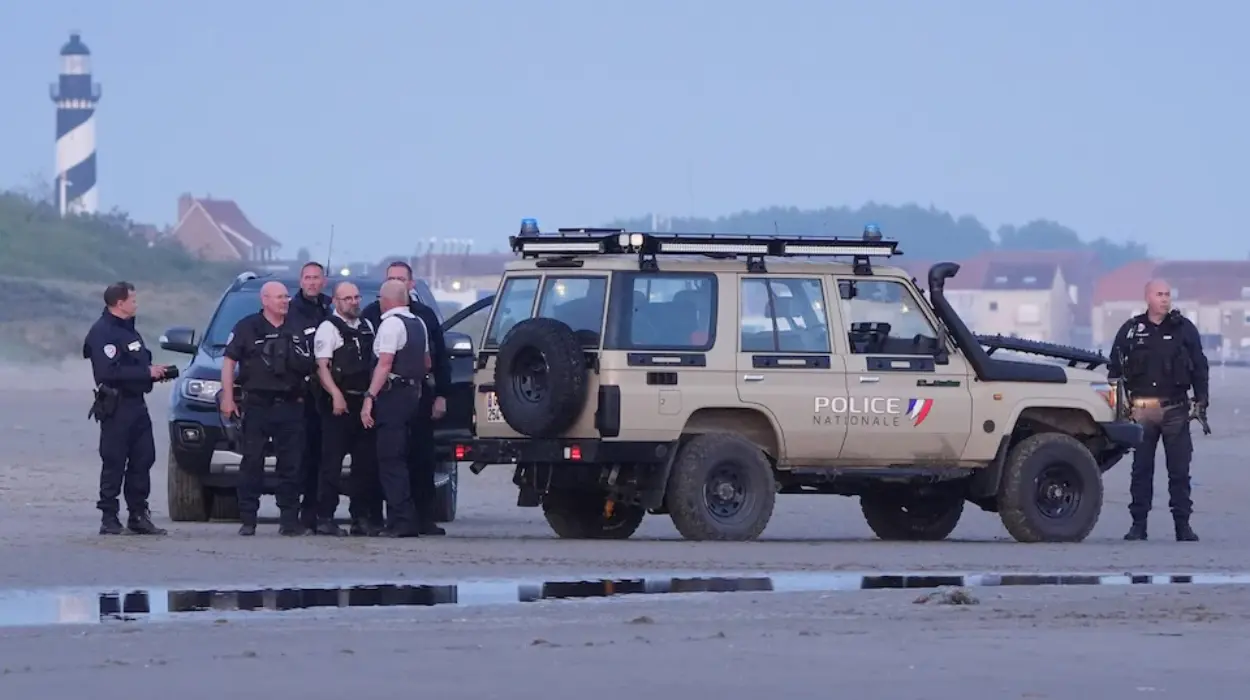 French police admit struggling to stop channel migrants