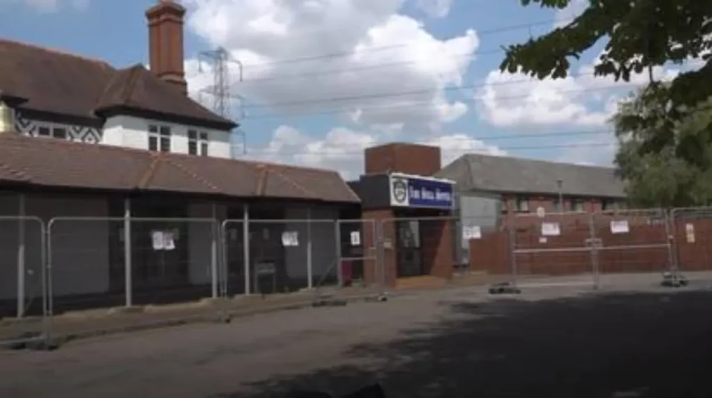 Grant Laing denies new asylum hotel claims before protest