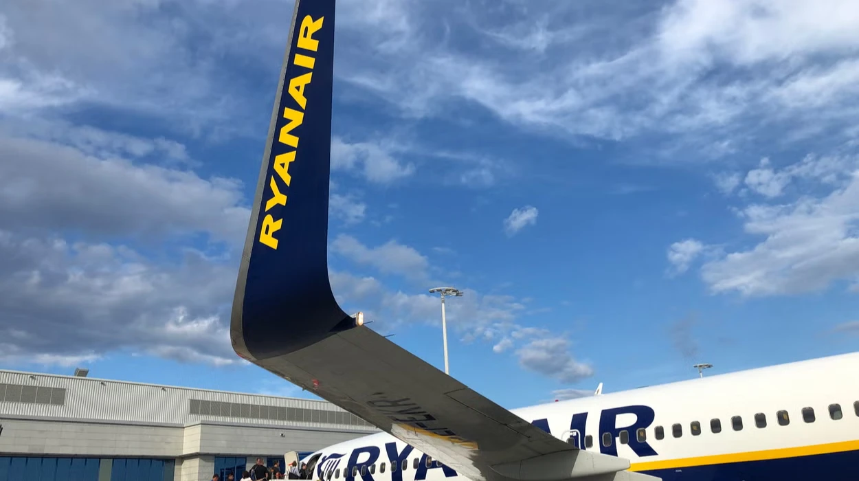 Greece faces flight disruptions after air-traffic control radio failure