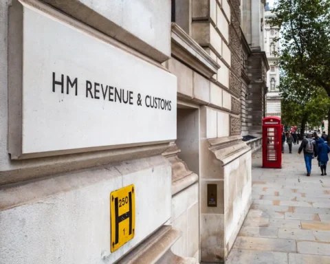 HMRC cuts child benefit for 35,000 families over data