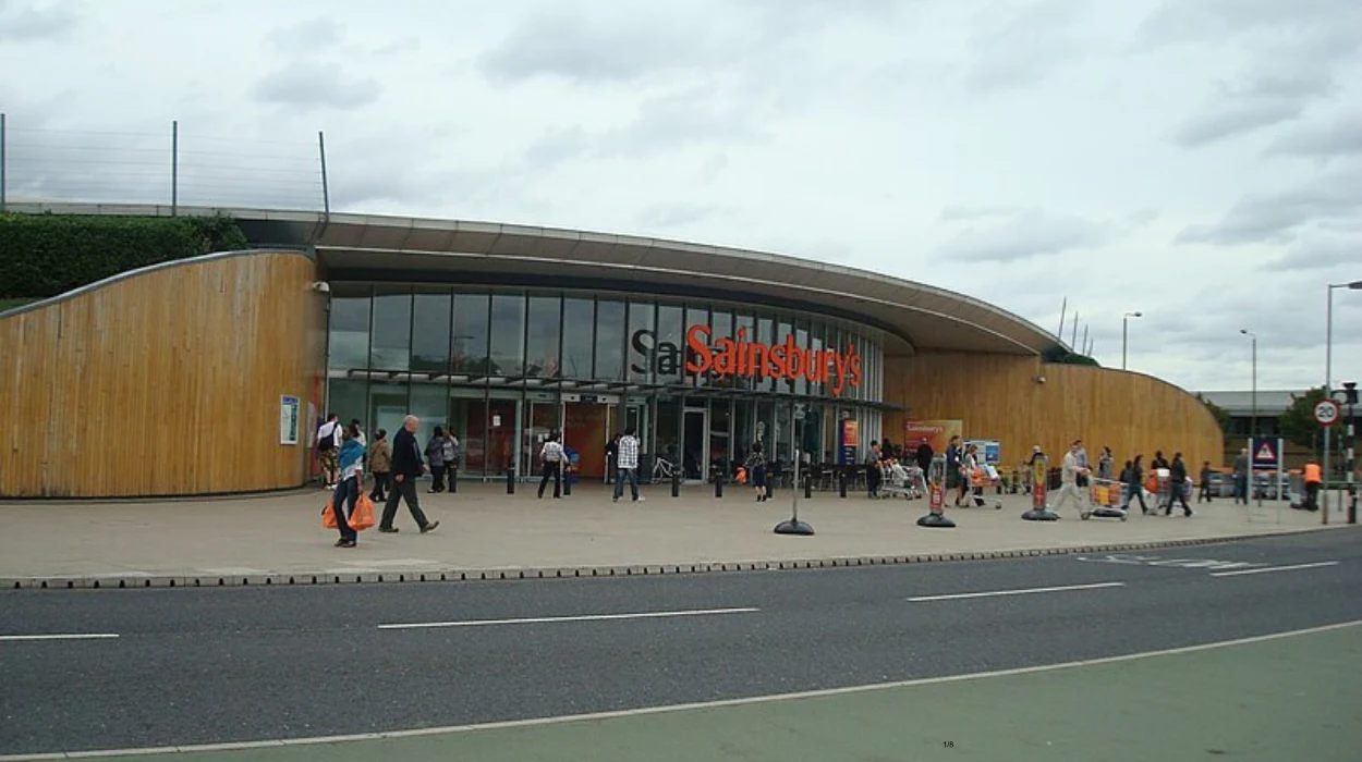 Hackney to replace closed Sainsbury’s with new store