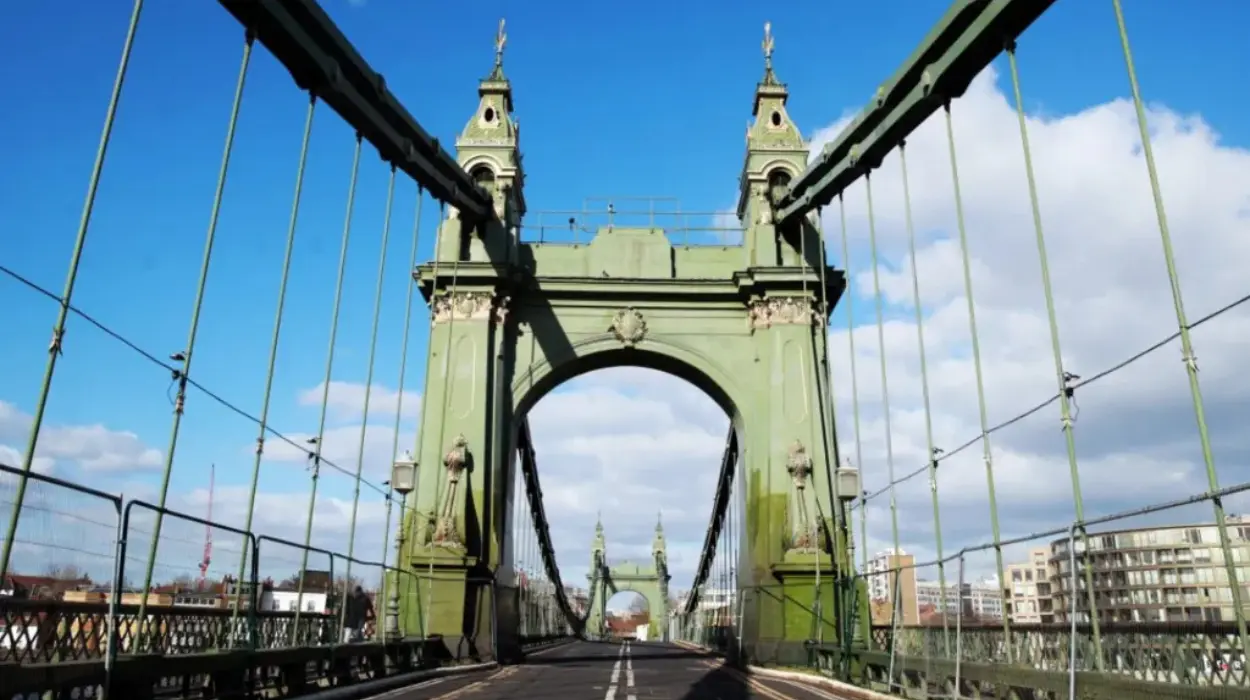 Hammersmith Bridge may remain closed until 2035