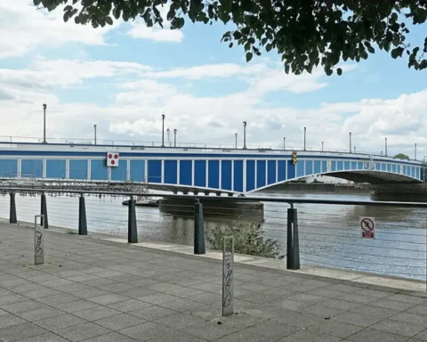 Hammersmith & Fulham Council upgrades Wandsworth Bridge Road