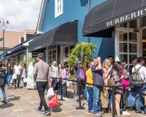 Hammerson sells £1.5bn stake in Bicester village Owner to L Catterton
